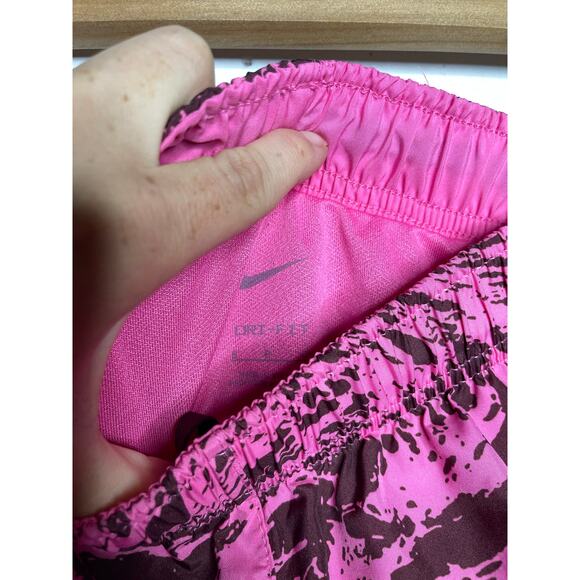 NEW Nike Womens Running Shorts Size Small Dri-Fit Pink Print - Picture 3 of 6